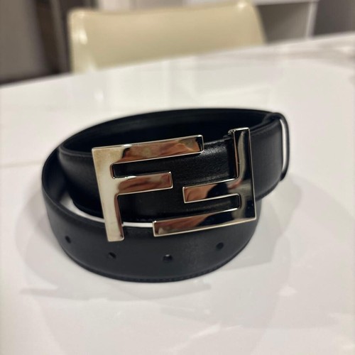 Fendi logo buckle - logo,